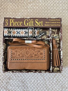 Sam And Hadley Western Boho Wallet Set Crossbody Strap Tassel Studded Gift 3Pc